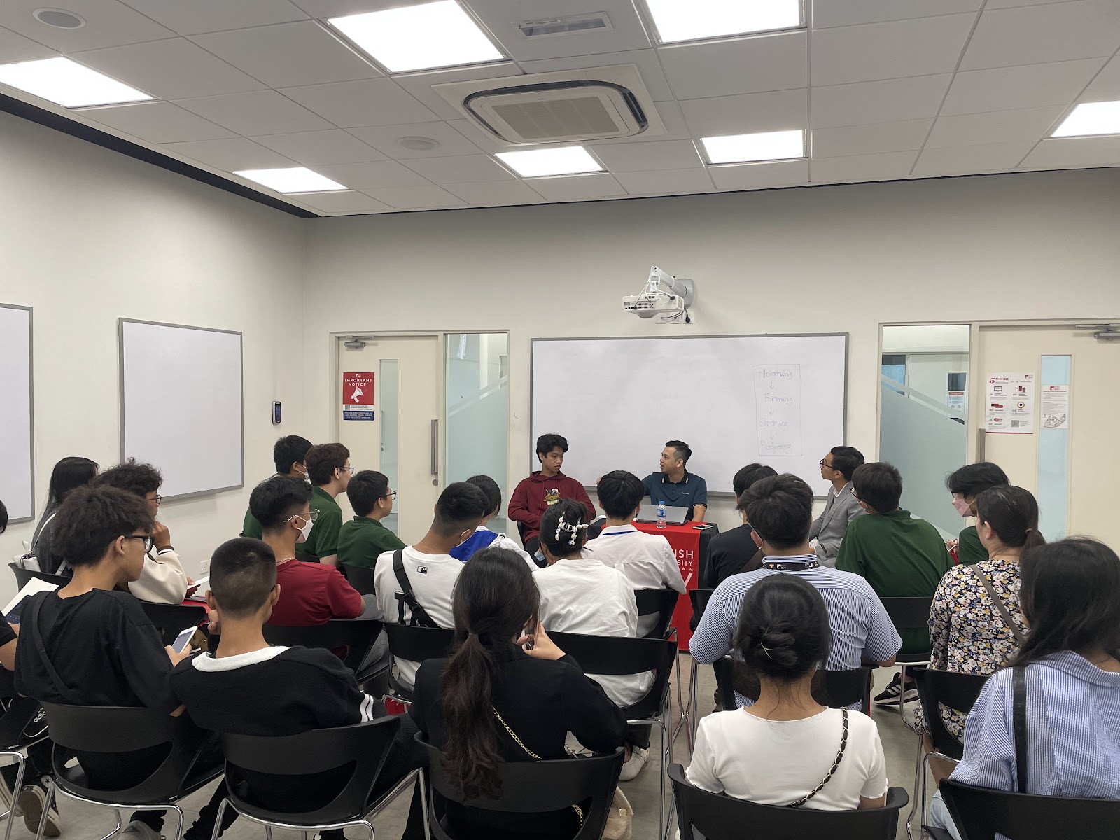 Diễn giả tại sự kiện "BUV OPEN DAY" 2022