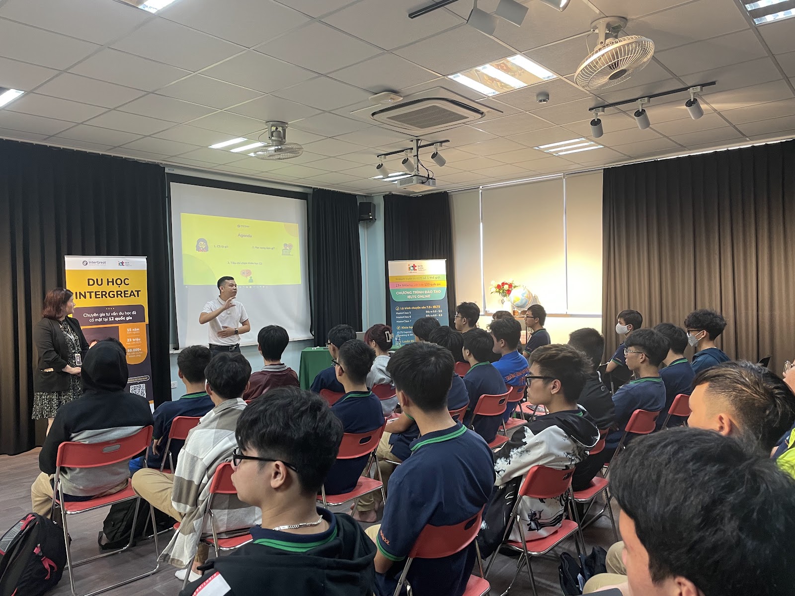 Diễn giả sự kiện "Hướng nghiệp ngành Công nghệ thông tin"